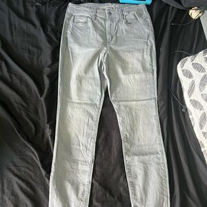 Universal Thread grey skinny jeans